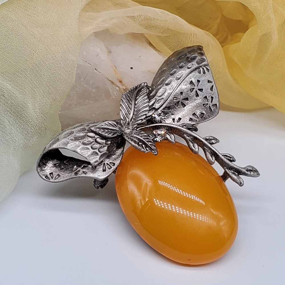 ❤️  Vintage Jewelry Silver Brooch Resin Amber Cabochon Floral Design Pendant